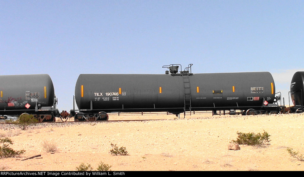 WB Manifest Frt at Erie NV W-MidTrn -128